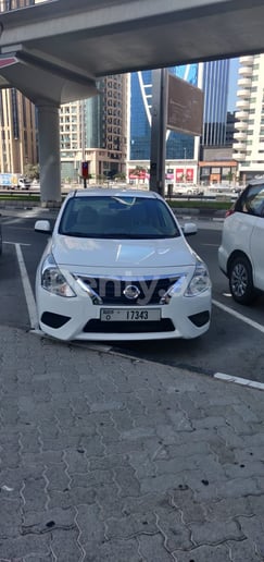 Dubai'de kiralık Nissan Sunny (Beyaz), 2019