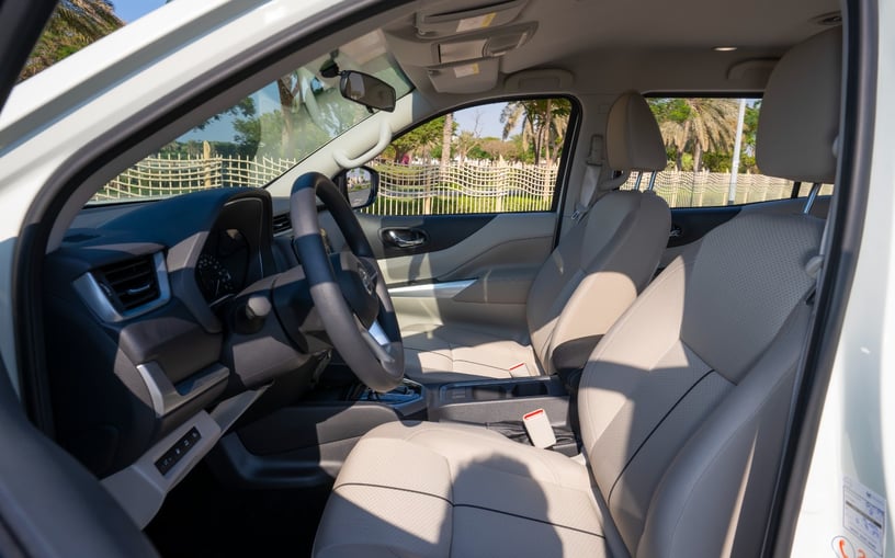 Nissan Xterra (Blanc), 2025 - offres de bail &agrave; Sharjah