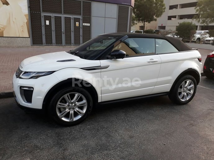 Dubai'de kiralık Range Rover Evoque (Beyaz), 2018