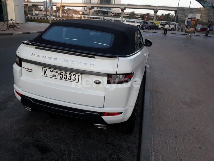 Dubai'de kiralık Range Rover Evoque (Beyaz), 2018