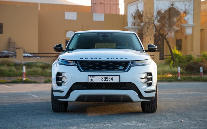 路虎揽胜Evoque (白色), 2024 - 沙迦租赁报价