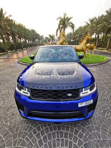 Abu Dabi'de kiralık Range Rover Sport SVR (Mavi), 2020