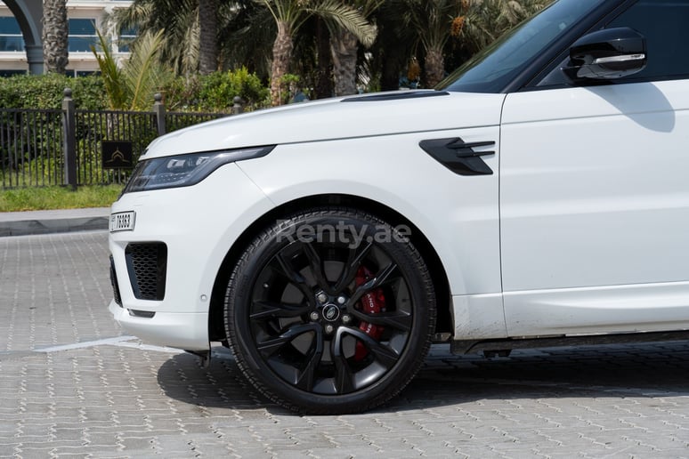 Range Rover Sport (Blanc), 2020 &agrave; louer &agrave; Duba&iuml;