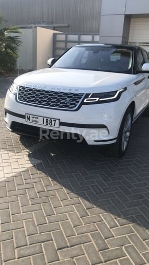Range Rover Velar (Blanc), 2019 &agrave; louer &agrave; Duba&iuml;
