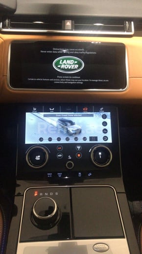 Range Rover Velar (Blanc), 2019 &agrave; louer &agrave; Duba&iuml;