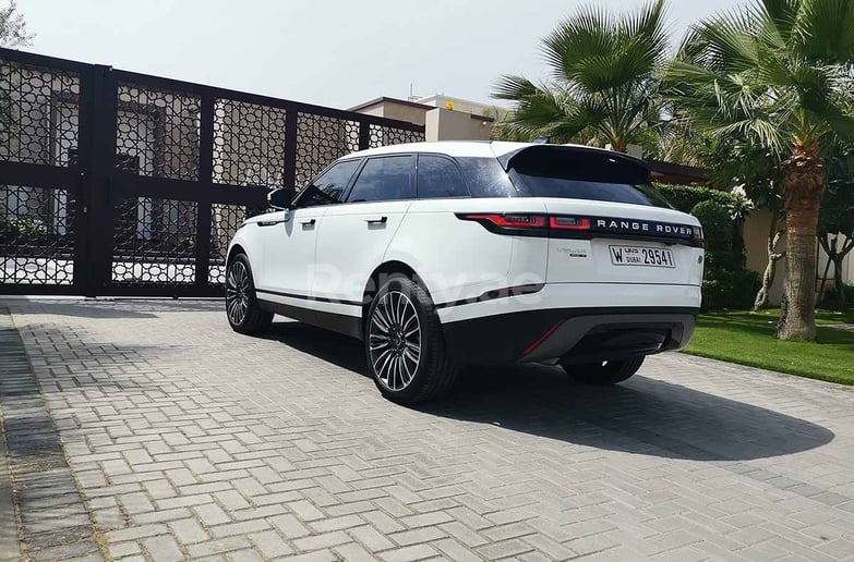 Range Rover Velar (Bianca), 2019 in affitto a Dubai