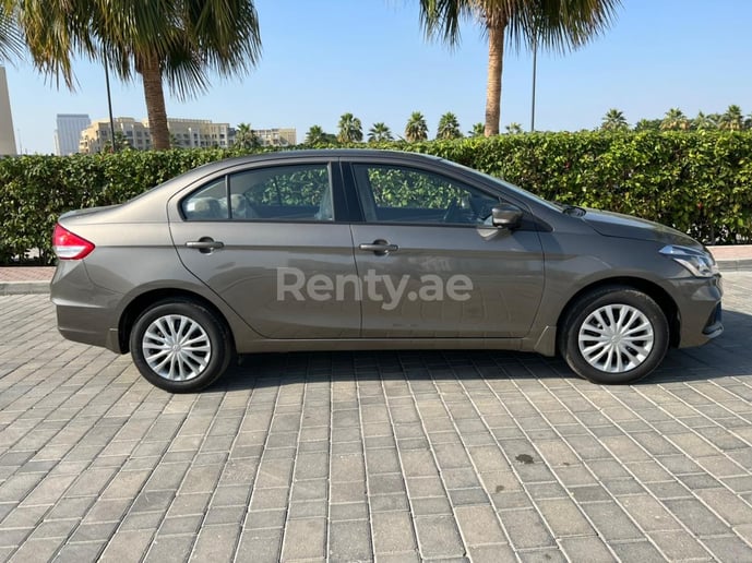 Suzuki Ciaz (Brown), 2022 for rent in Sharjah