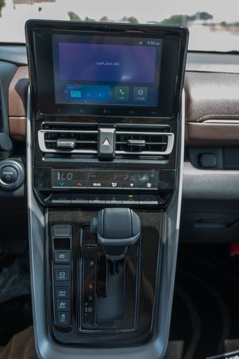 Toyota Innova (Wei&szlig;), 2024  zur Miete in Abu Dhabi