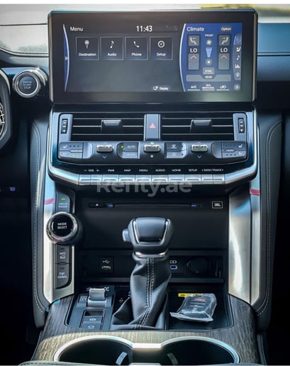 Toyota Land Cruiser Twin Turbo VXR (White), 2022 for rent in Dubai