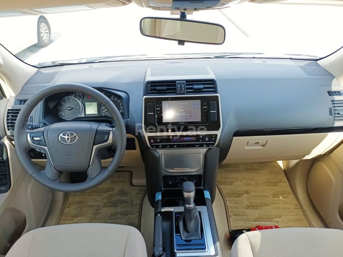 Toyota Prado (Blanc), 2022 &agrave; louer &agrave; Duba&iuml;