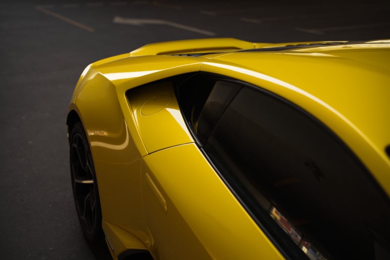 Lamborghini Evo coupe (Yellow), 2020 - leasing offers in Abu Dhabi