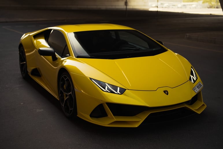 Lamborghini Evo coupe (Yellow), 2020 - leasing offers in Abu Dhabi