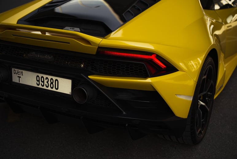 Lamborghini Evo coupe (Yellow), 2020 - leasing offers in Abu Dhabi