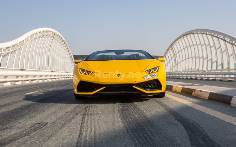 لامبورغيني هوراكان سبايدر (الأصفر), 2021 - عروض التأجير في الشارقة