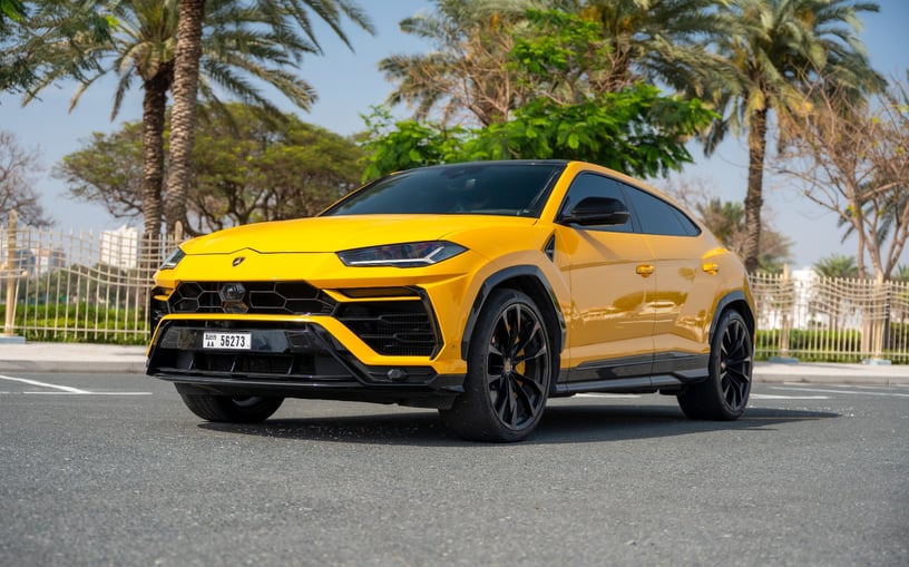 Lamborghini Urus (Giallo), 2023 noleggio orario a Dubai