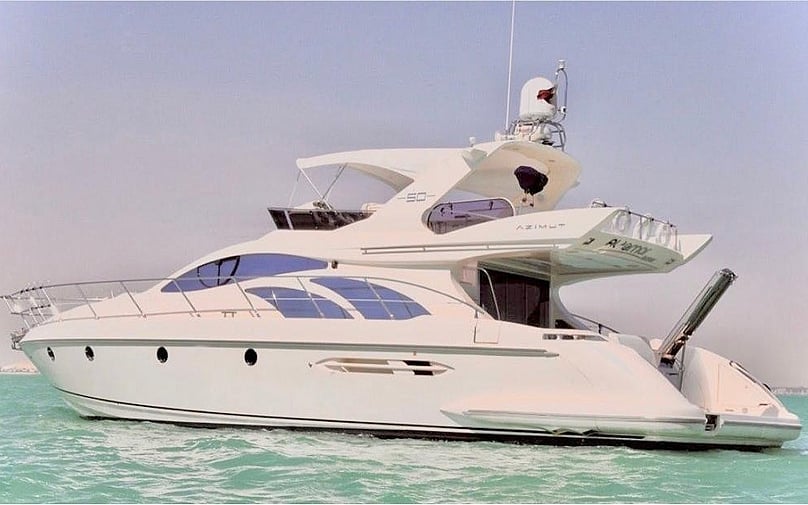 Azimut 50 pie (2012) en Dubai Marina para alquiler en Dubai