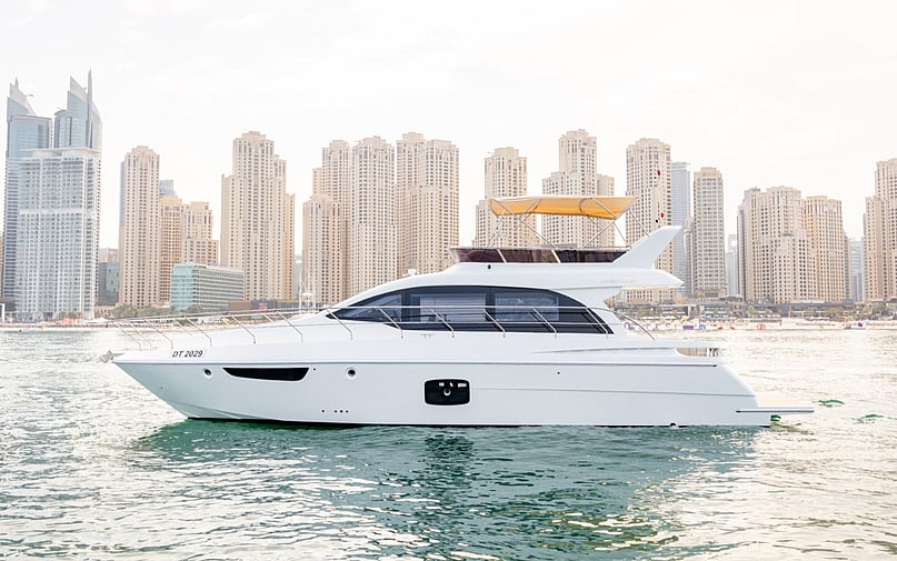 在迪拜 租 Neo 52 英尺 (2022) 在Dubai Harbour