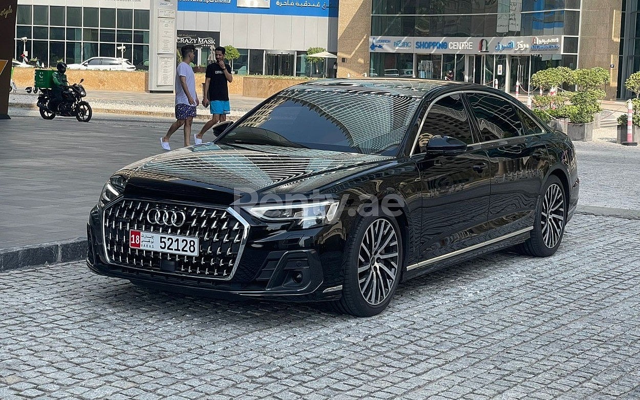 Mieten Sie ein Audi A8 (Schwarz), 2022 ID-05010 in Dubai 