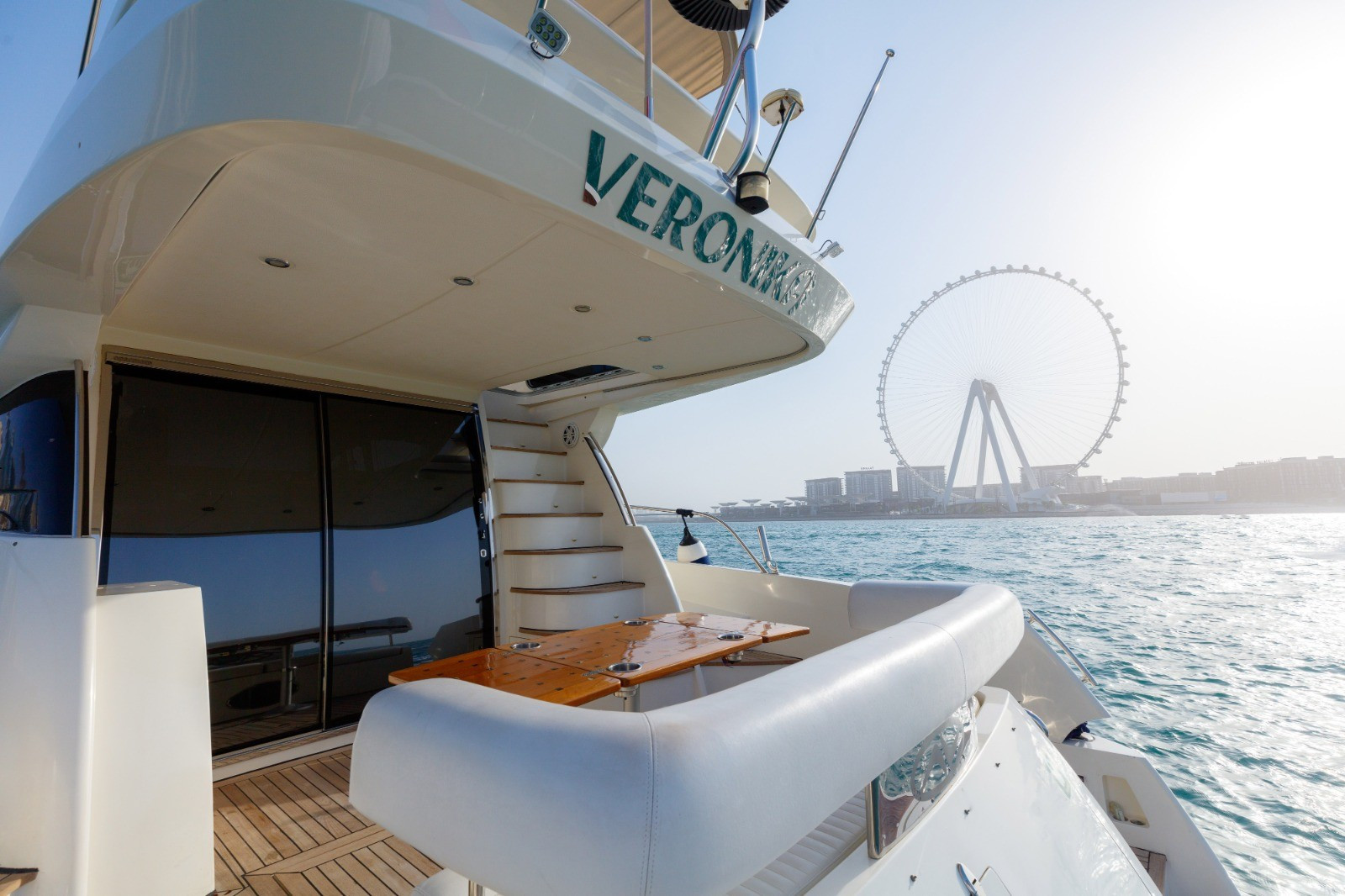 Veronika 55 pied à Dubai Harbour à louer à Dubai 6