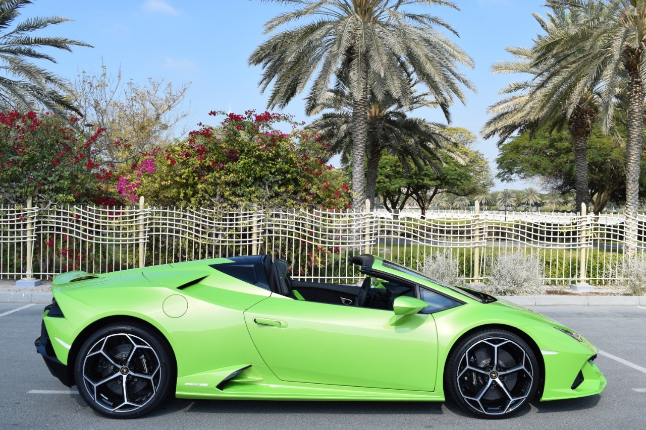 Rent a Lamborghini Evo Spyder (Verte), 2021 ID-03022, à Dubai 