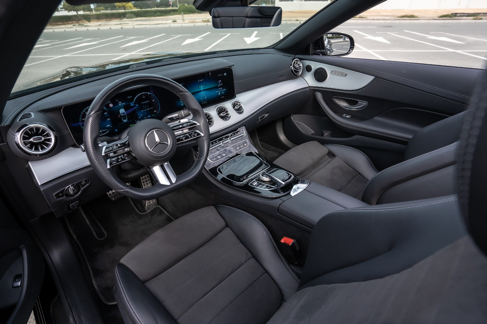 rent-a-mercedes-e200-cabrio-green-2022-id-05215-in-abu-dhabi-renty-ae