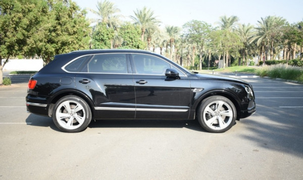 Black Bentley Bentayga, 2019 for rent in Dubai 0