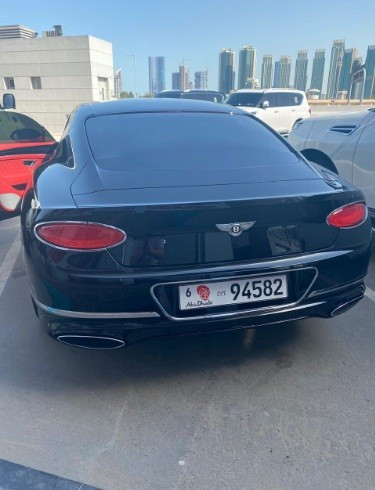 أسود Bentley Continental GT, 2019 للإيجار في دبي 0
