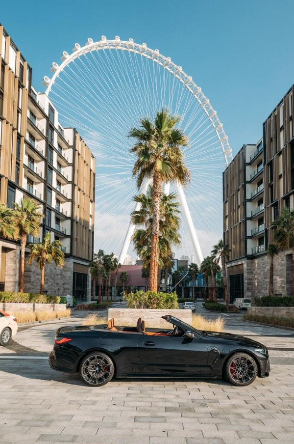 أسود BMW 4M Sport Competition cabrio, 2022 للإيجار في دبي 4
