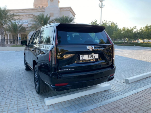أسود Cadillac Escalade Platinum, 2021 للإيجار في دبي 1