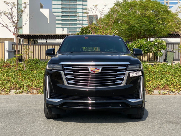 Noir Cadillac Escalade, 2021 à louer à Dubaï 0