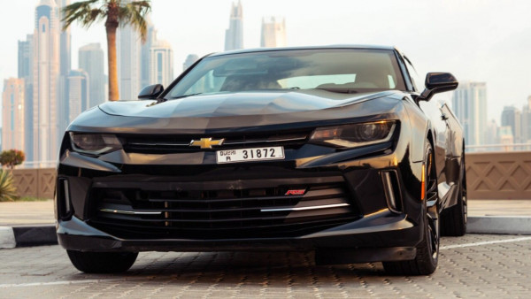 أسود Chevrolet Camaro, 2018 للإيجار في دبي 2