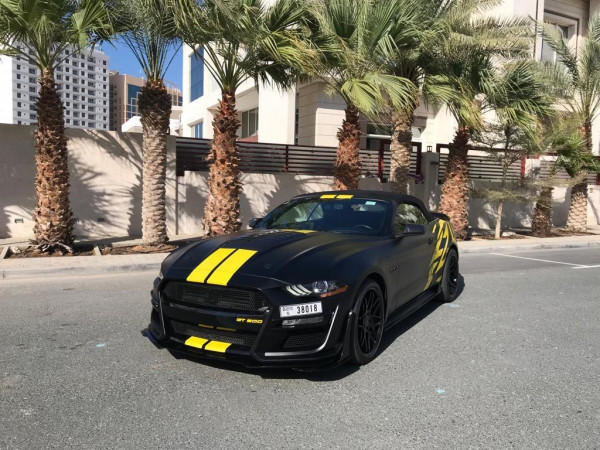 أسود Ford Mustang V8, 2021 للإيجار في دبي 6