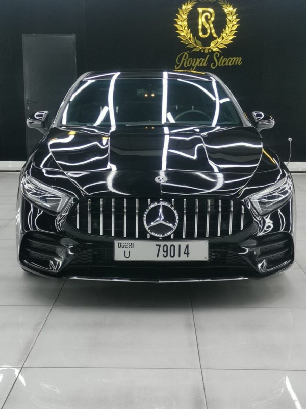 أسود Mercedes A Class 220 AMG, 2021 للإيجار في دبي 0