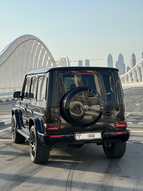 Noir Mercedes G63 AMG, 2021 à louer à Dubaï 0