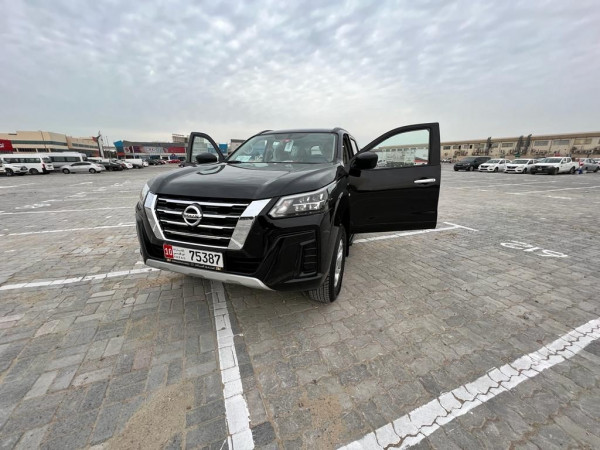 Black Nissan Xtrail, 2022 for rent in Dubai 7