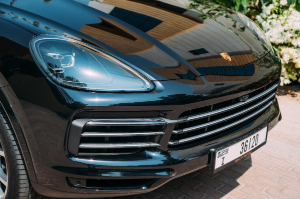 Black Porsche Cayenne, 2019 for rent in Dubai 0