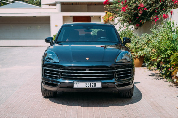 Black Porsche Cayenne, 2019 for rent in Dubai 5