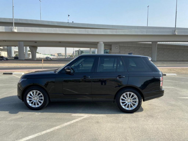 黑色 Range Rover Vogue HSE, 2019 迪拜汽车租凭 5