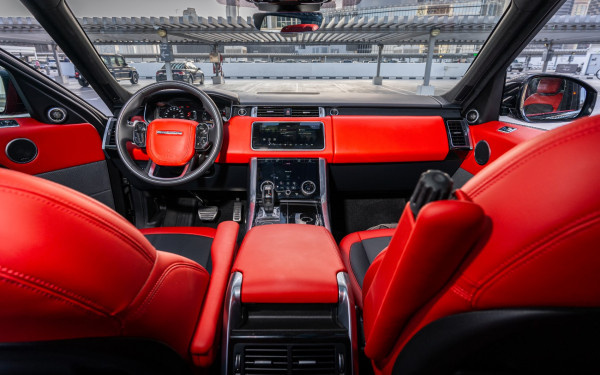 黑色 Range Rover Sport, 2020 迪拜汽车租凭 4
