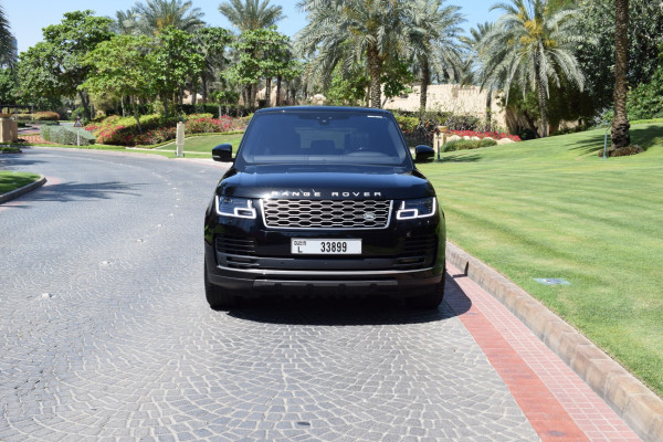 黑色 Range Rover Vogue SuperCharged, 2019 迪拜汽车租凭 1