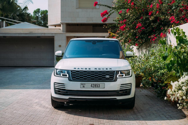 Black Range Rover Vogue, 2019 for rent in Dubai 8