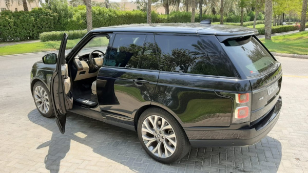 Black Range Rover Vogue, 2019 for rent in Dubai 1