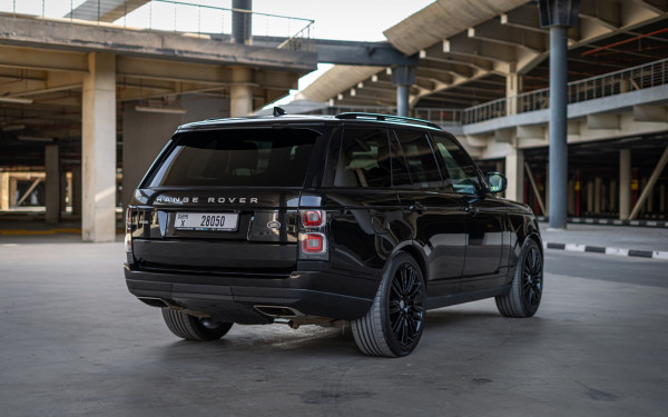 Аренда Черный Range Rover Vogue, 2020 в Дубае 2
