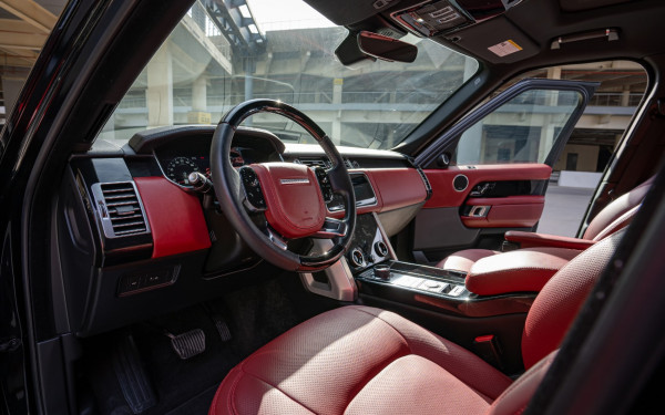 Black Range Rover Vogue, 2020 for rent in Dubai 3