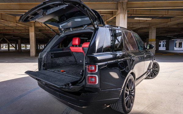 أسود Range Rover Vogue, 2020 للإيجار في دبي 6