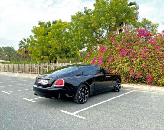 Black Rolls Royce Wraith- Black Badge, 2019 for rent in Dubai 1