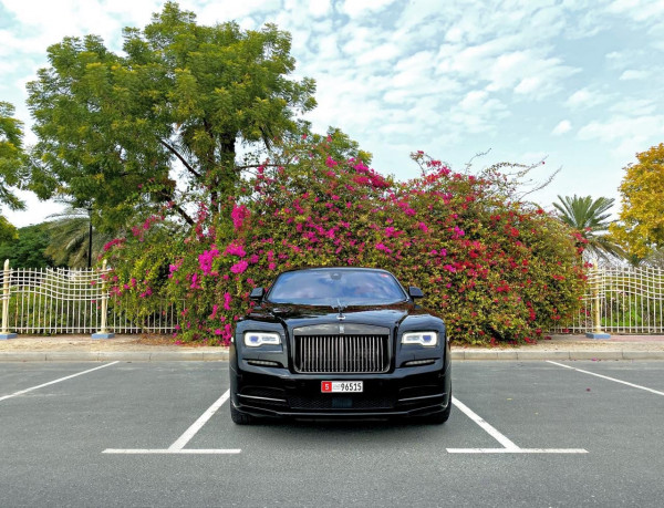 أسود Rolls Royce Wraith-BLACK BADGE, 2020 للإيجار في دبي 1