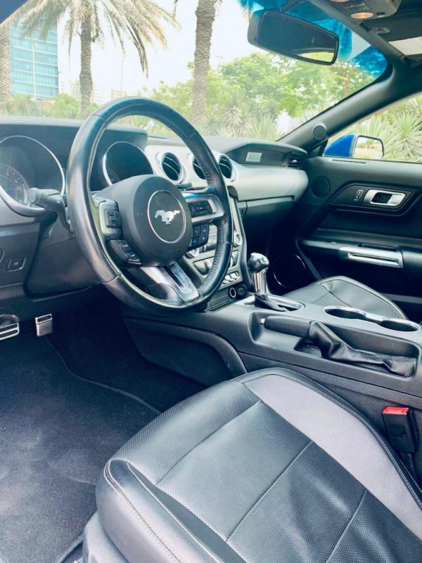 أزرق Ford Mustang, 2019 للإيجار في دبي 3