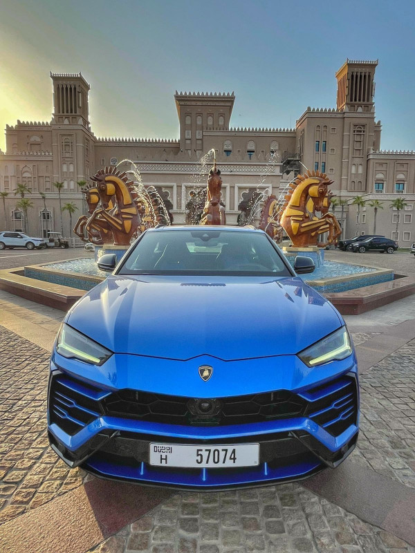 أزرق Lamborghini Urus, 2019 للإيجار في دبي 2