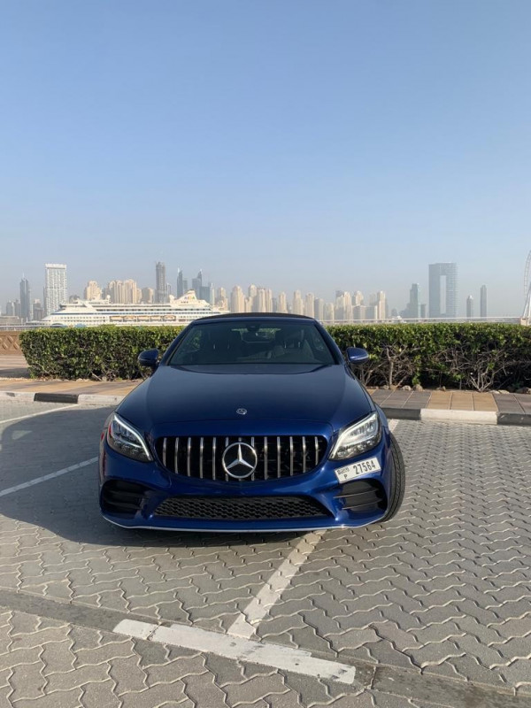 أزرق Mercedes C300 Class cabrio, 2019 للإيجار في دبي 1